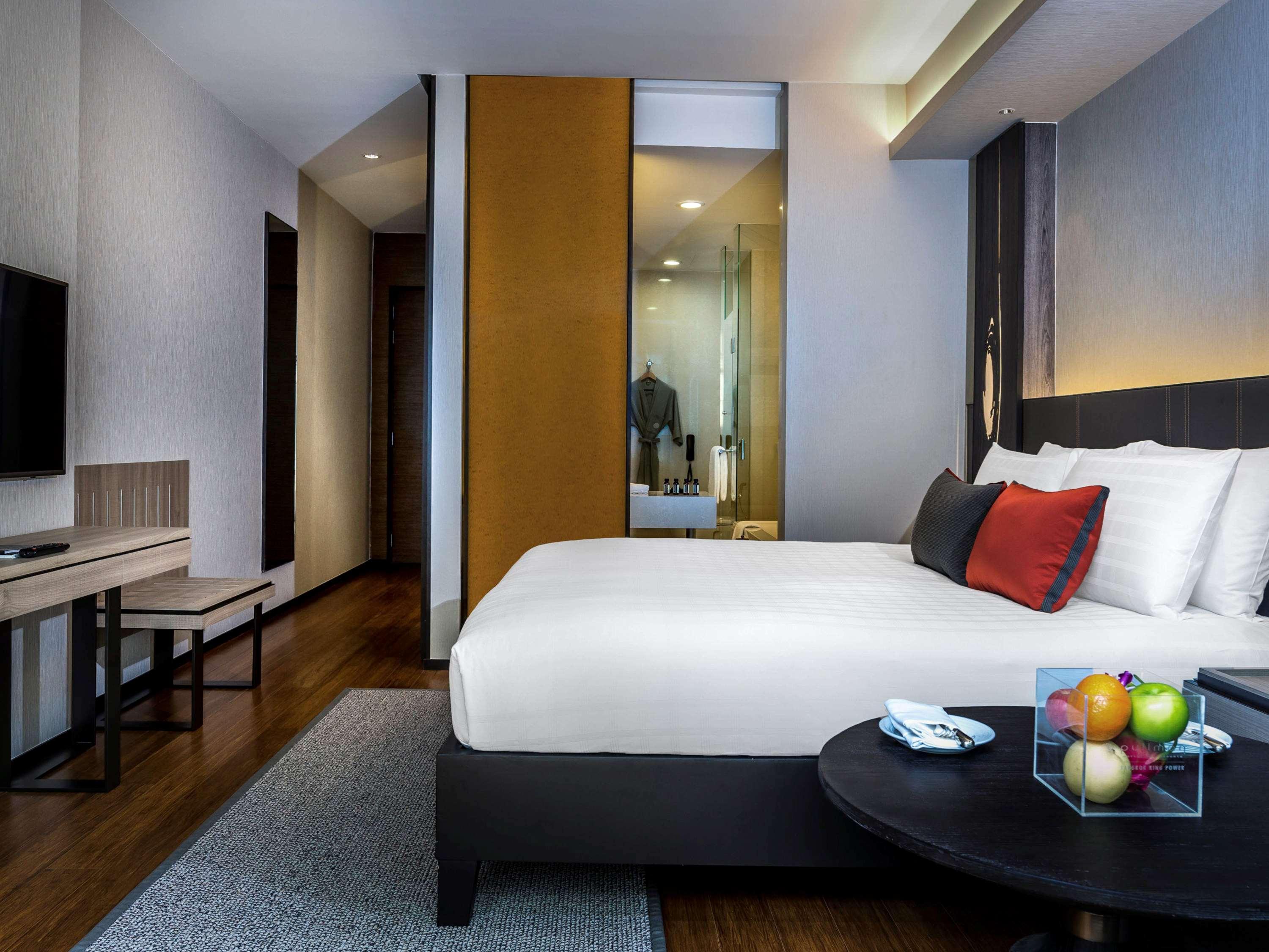 Pullman Bangkok King Power Otel Dış mekan fotoğraf Deluxe Room